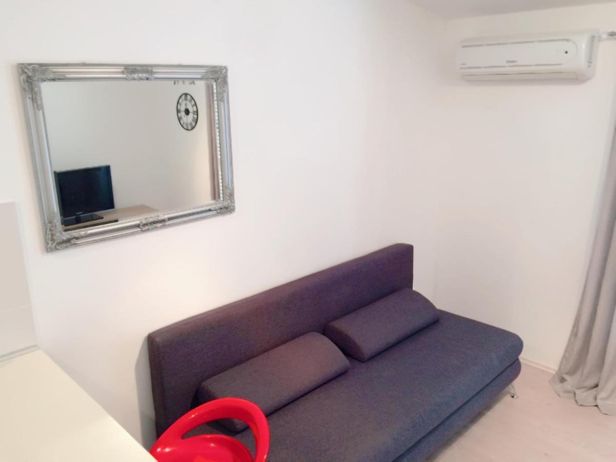 Apartment Cesarica Buitenkant foto